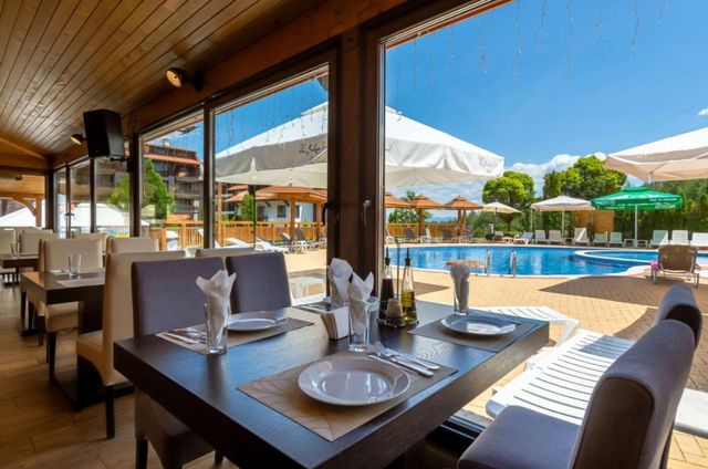 The Balkan Jewel resort, Trademark Collection by Wyndham - Food and dining